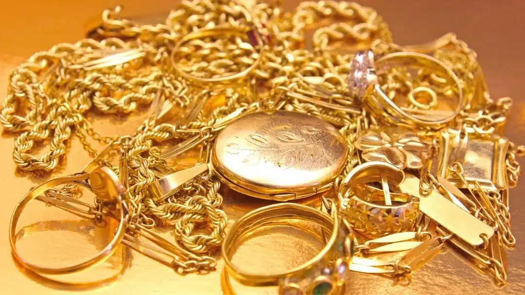 Gold jewelry maintenance tips 